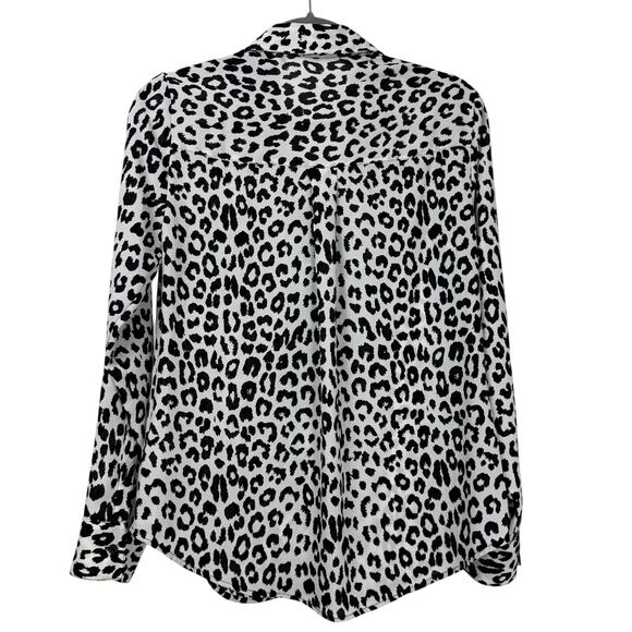 Express Top Womens Extra Small Black White Portofino Shirt Leopard Cheetah Cat - Picture 6 of 8